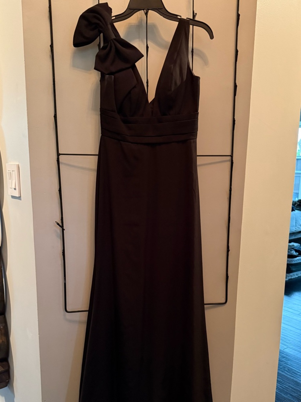Mac Duggal Black Gown with Bow Accent - Picture 6 of 6